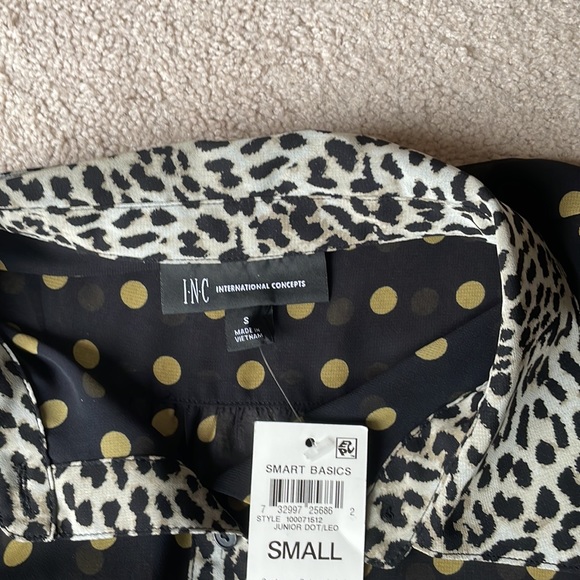 Adorable Inc leopard blouse size s - Picture 4 of 7